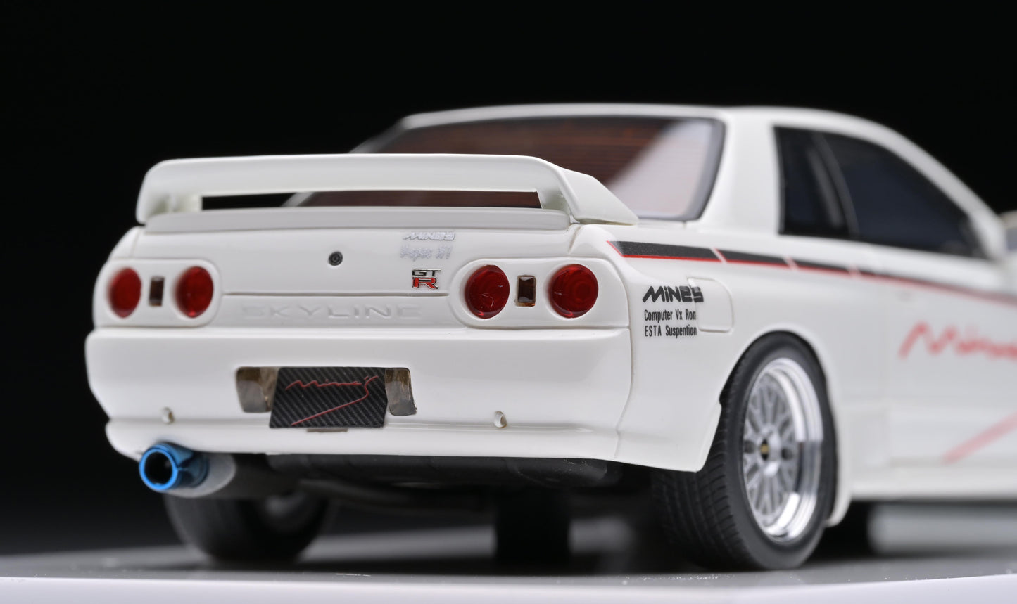 1:43 MakeUp Nissan MINE'S Skyline GT-R R32 N1