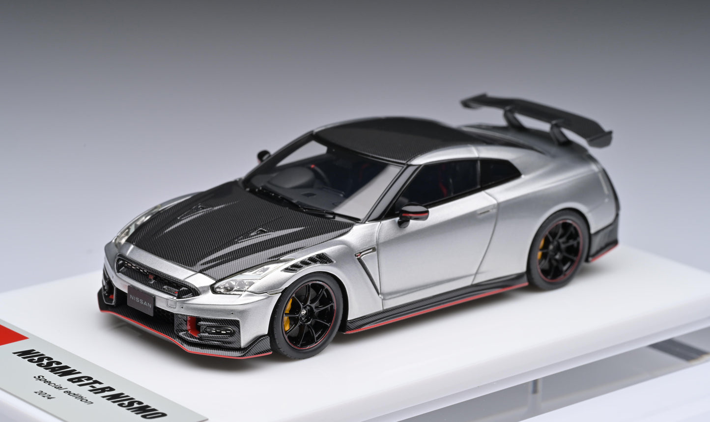 1:43  MakeUp Nissan NISMO GT-R R35 Special edition Ultimte Metal Silver EM709C