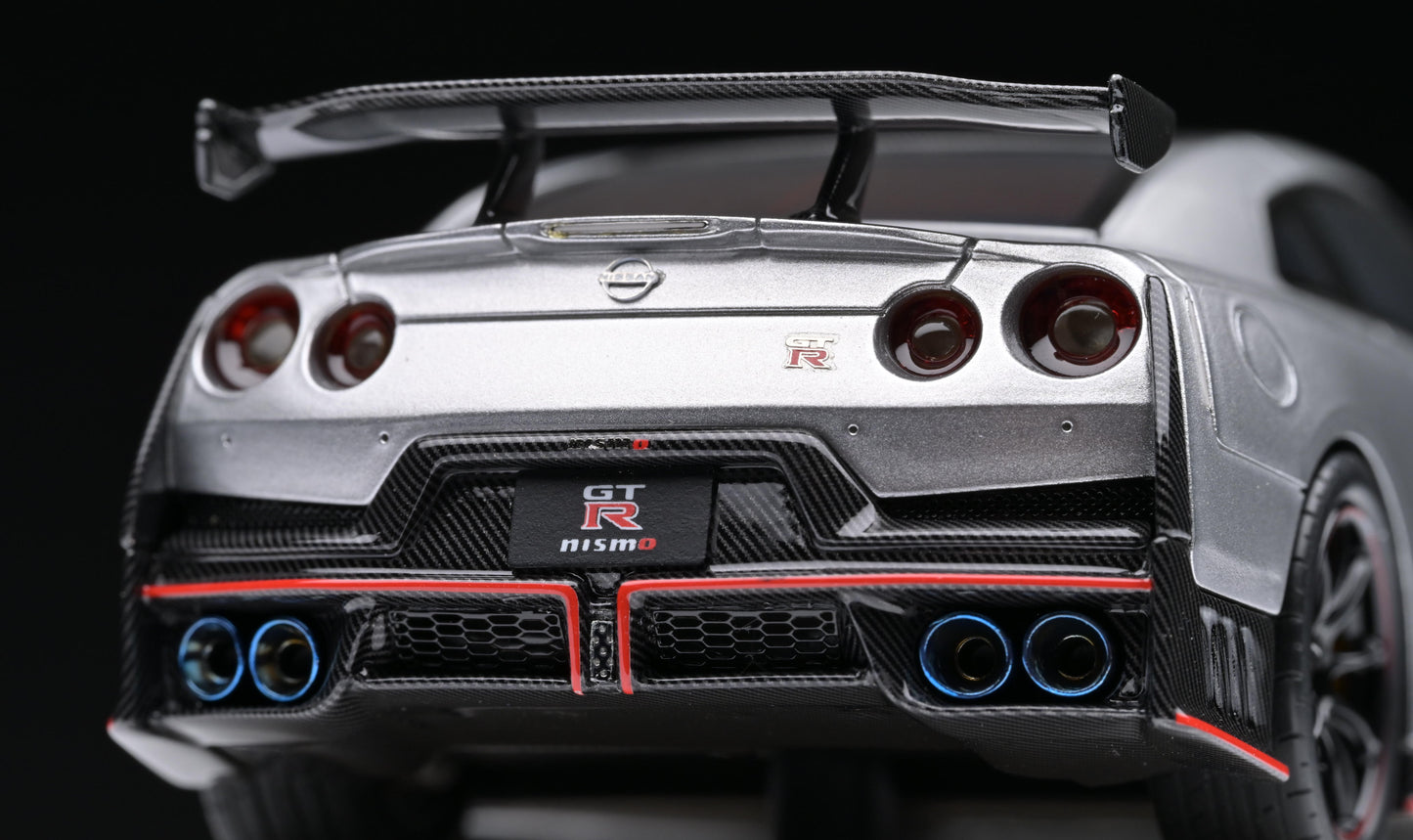 1:43  MakeUp Nissan NISMO GT-R R35 Special edition Ultimte Metal Silver EM709C