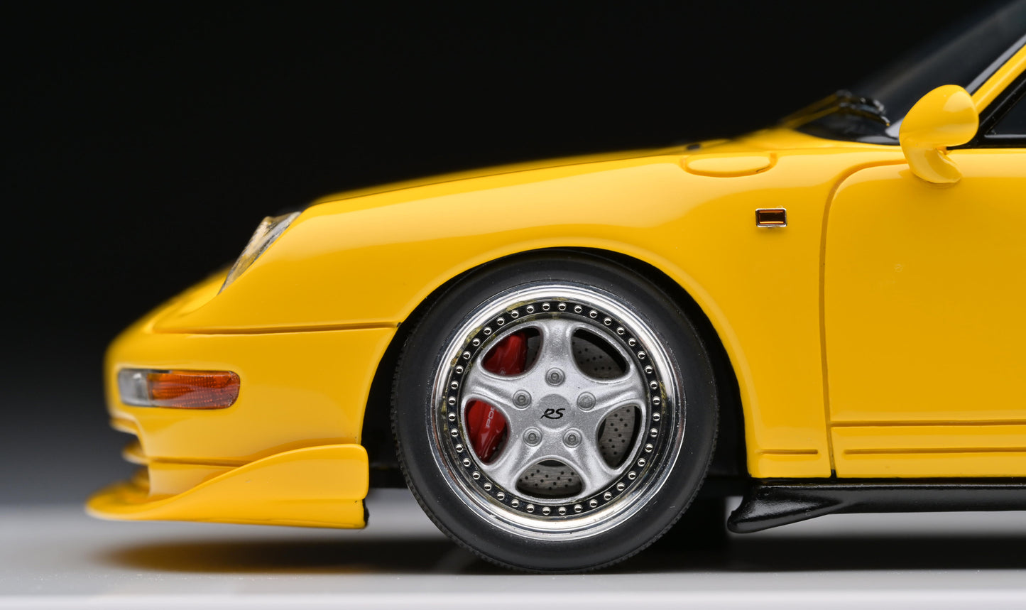 1:43 MakeUp Porsche 911(993) Carrera RS Speed Yellow VM096B