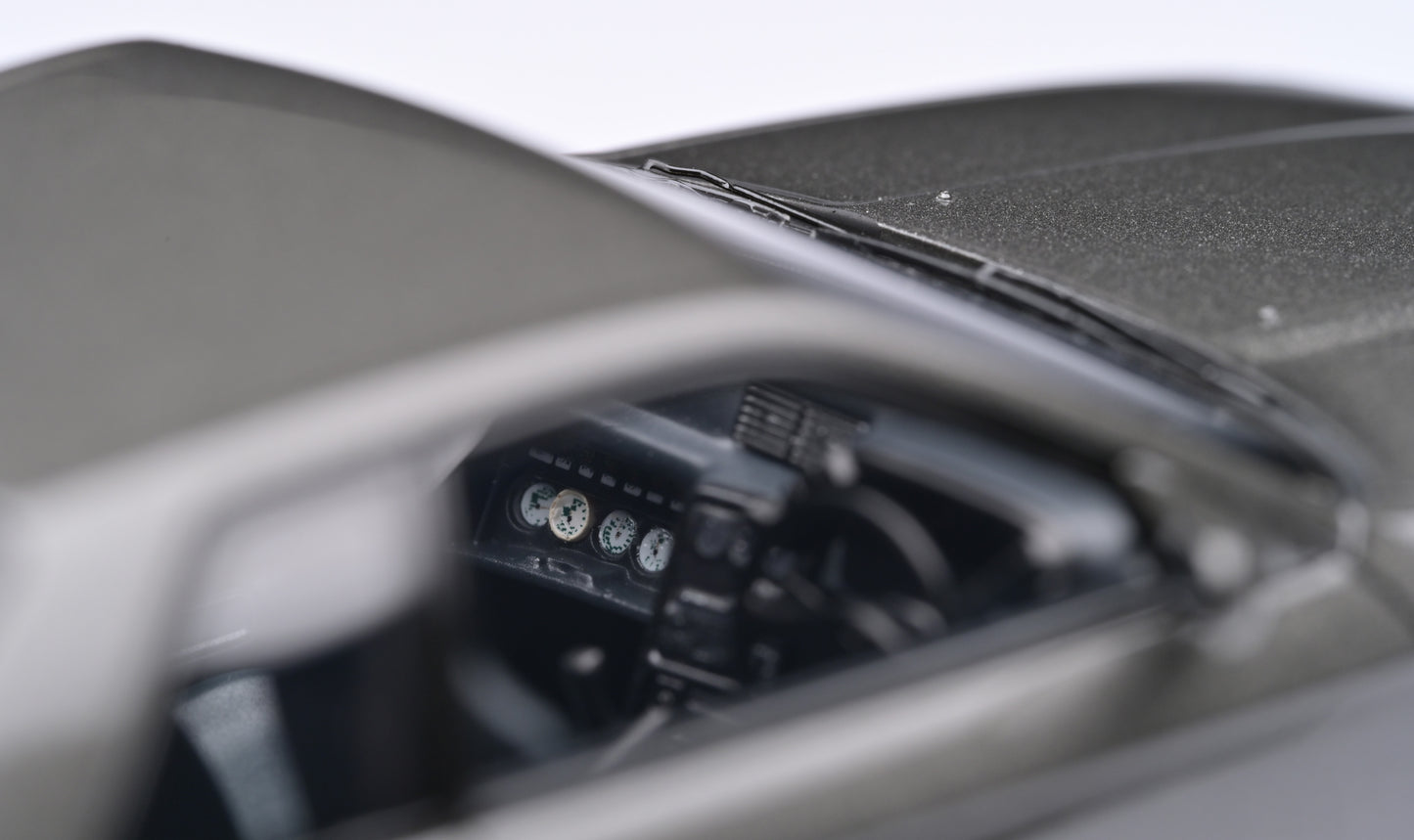 1:43 MakeUp Nissan Skyline GT-R R32 by Hiroshi Tamura Gun Gray Metallic EM784