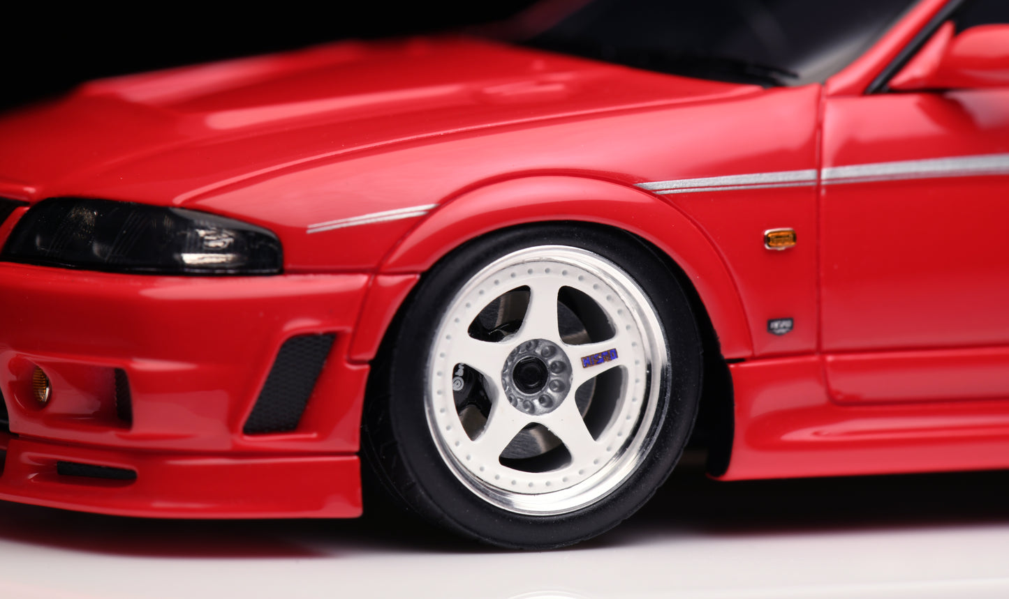 1:43 MakeUp Nissan NISMO GTR R33 400R 1995 EM397E