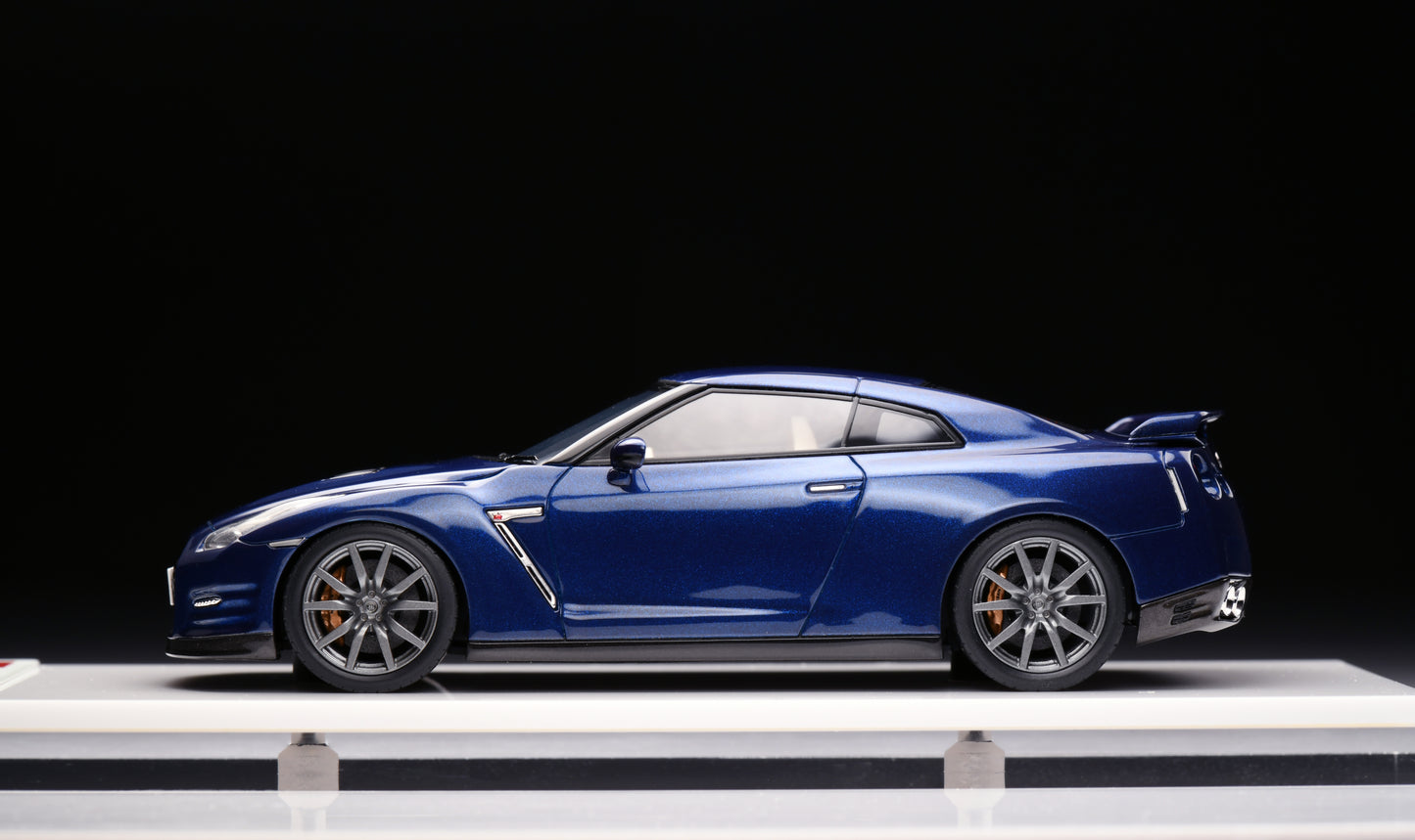 1:43 MakeUp Nissan GTR R35 (Premium Edition)2014 EM414D