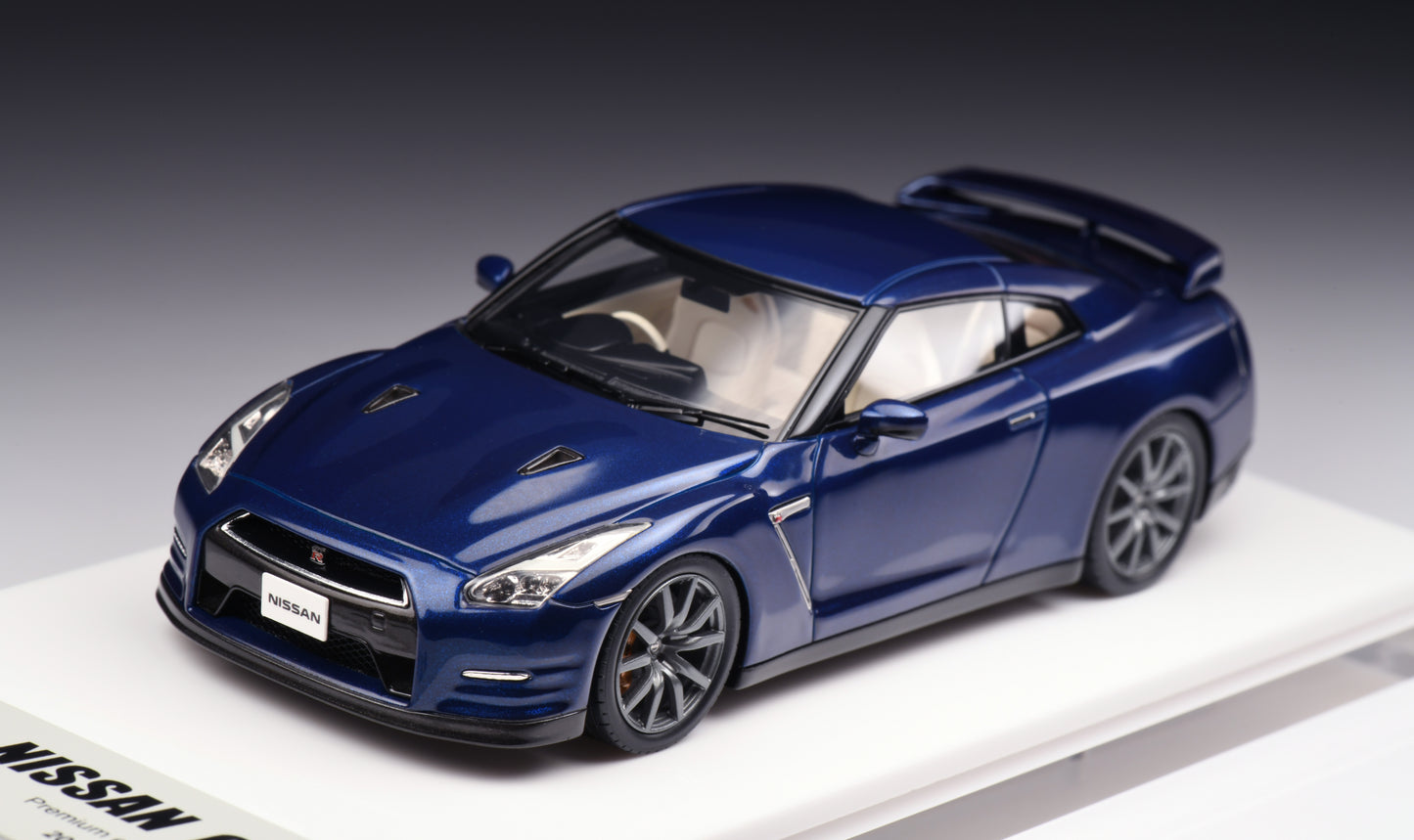 1:43 MakeUp Nissan GTR R35 (Premium Edition)2014 EM414D